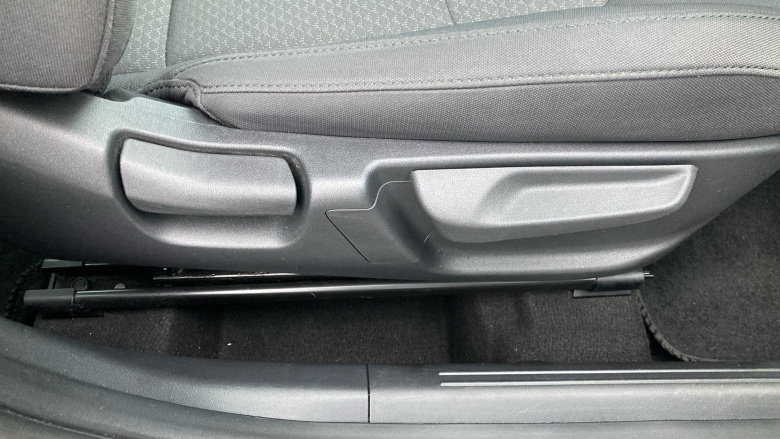 Kia Niro 1.6 GDi PHEV 2 5dr DCT Estate